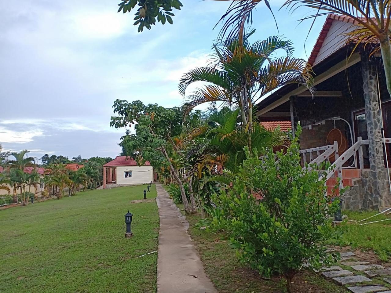 Vung Bau Resort Phu Quoc Bagian luar foto