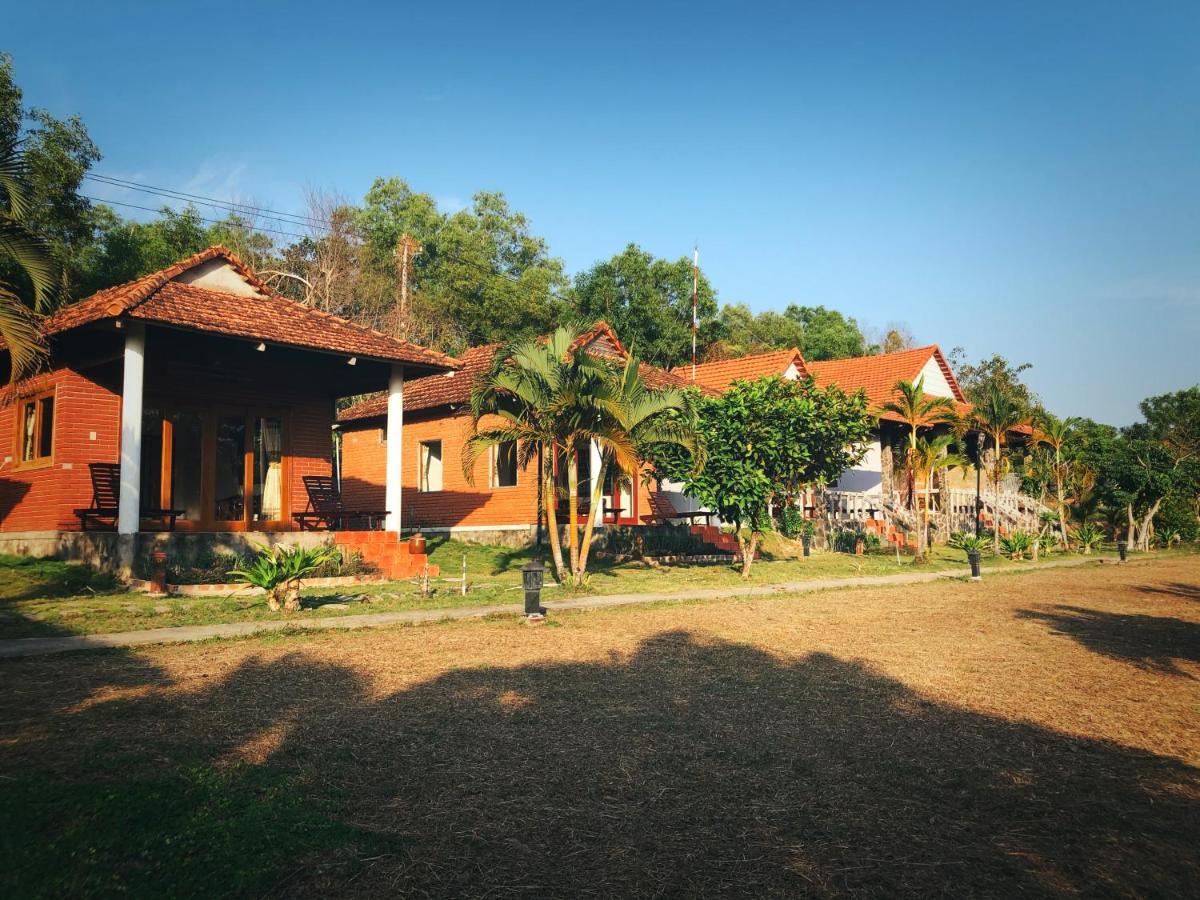 Vung Bau Resort Phu Quoc Bagian luar foto